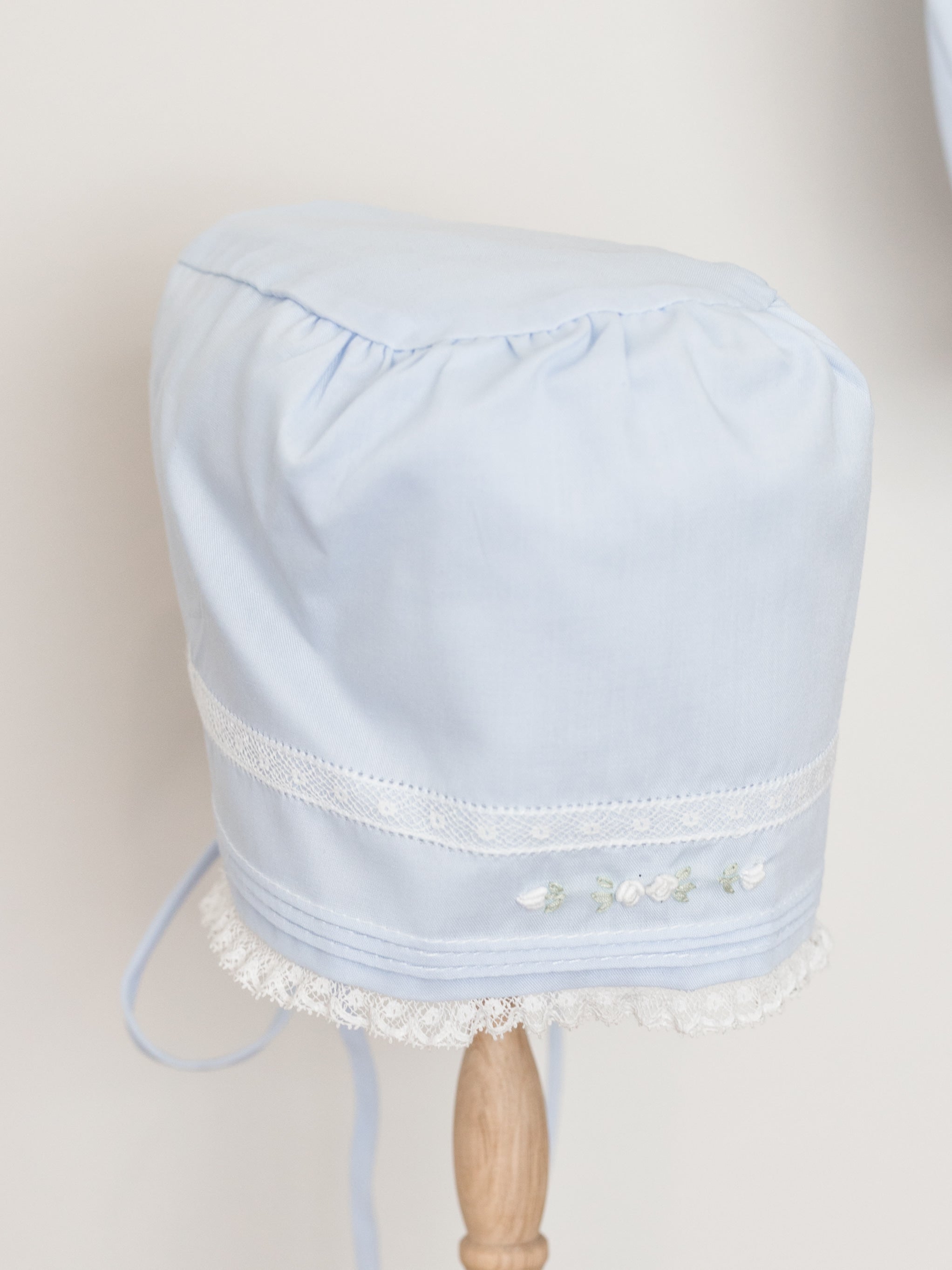 Girls Floral Bullion & Lace Bonnet