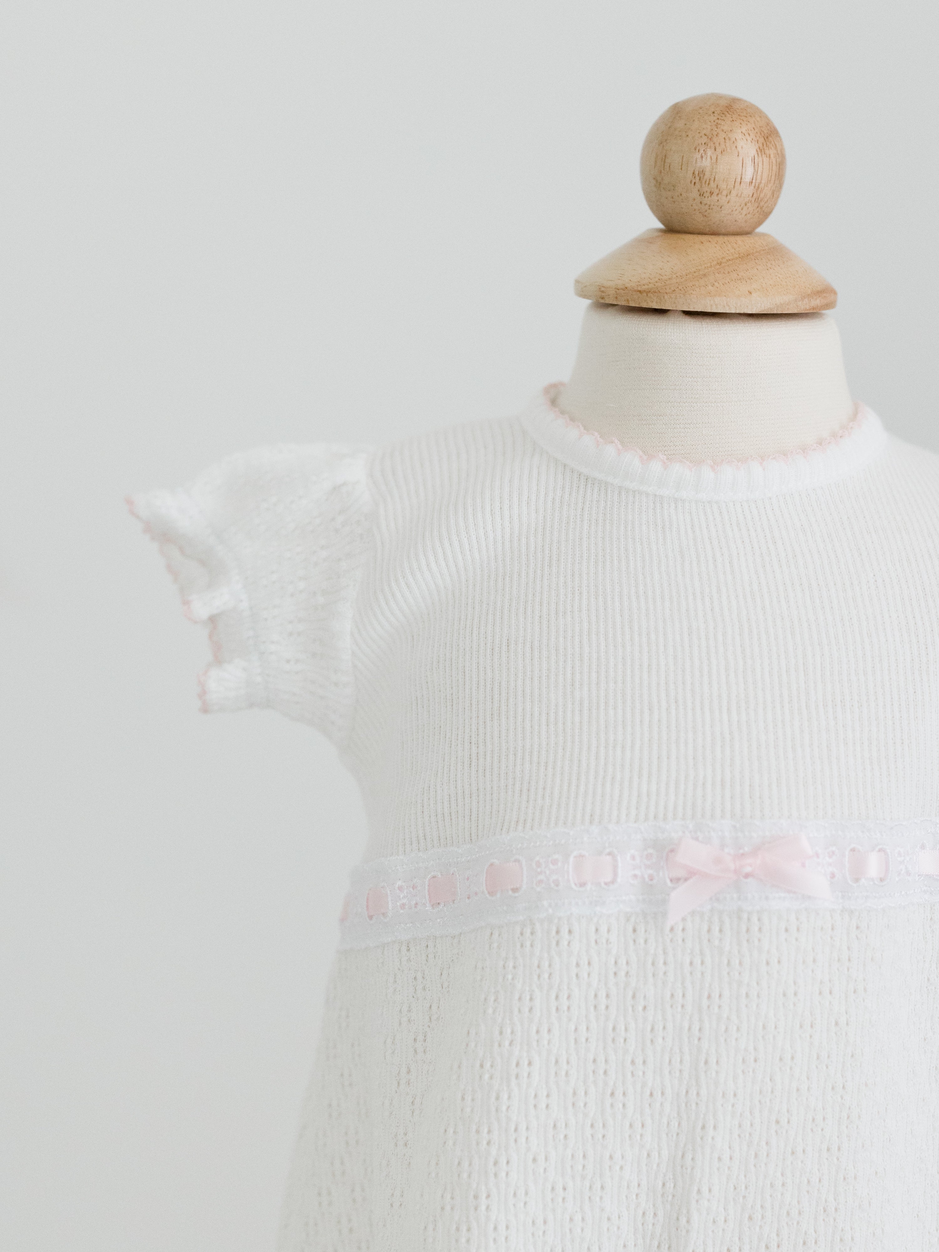 Bubble w/ Eyelet Trim