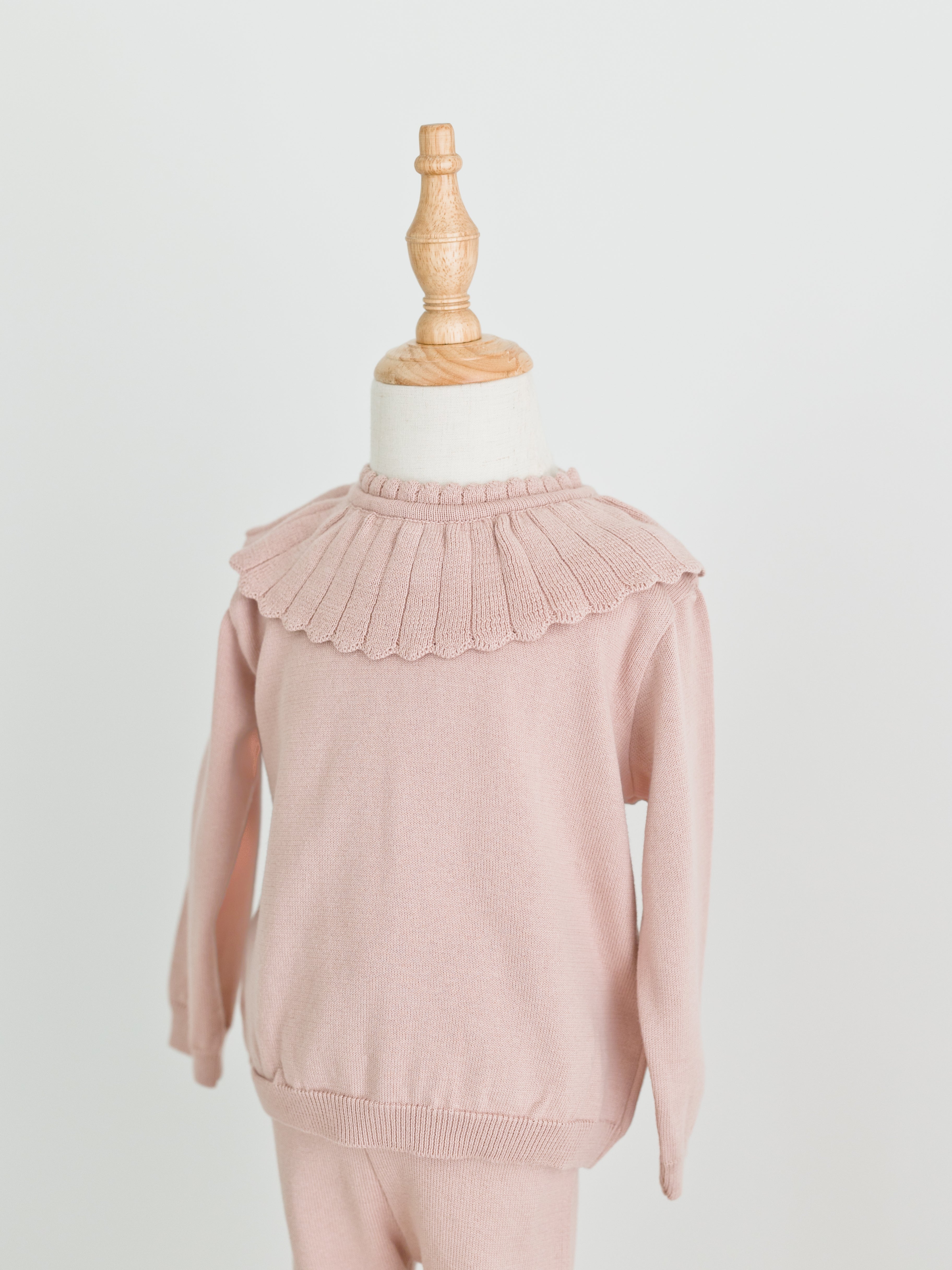 Scalloped Collar Knit Set
